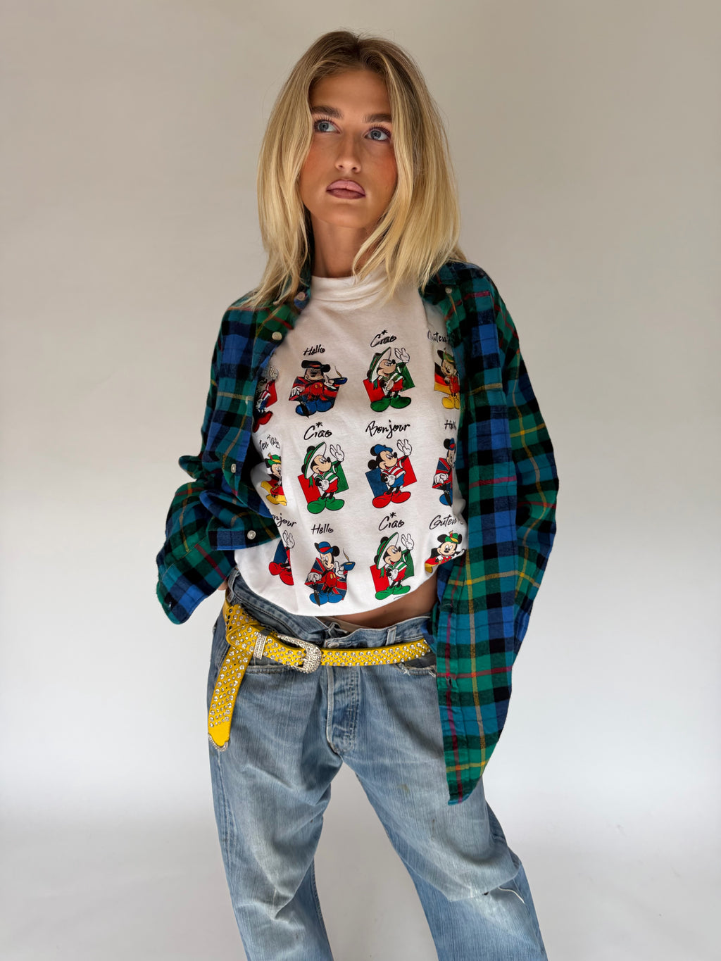 VINTAGE MICKEY AROUND THE WORLD TEE