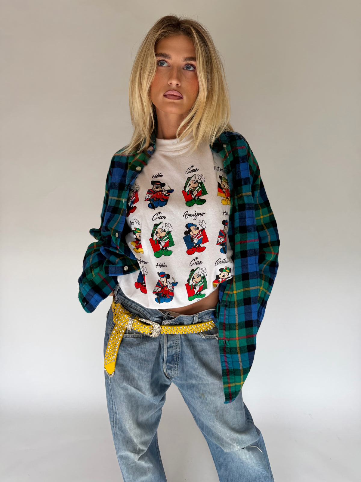 VINTAGE MICKEY AROUND THE WORLD TEE