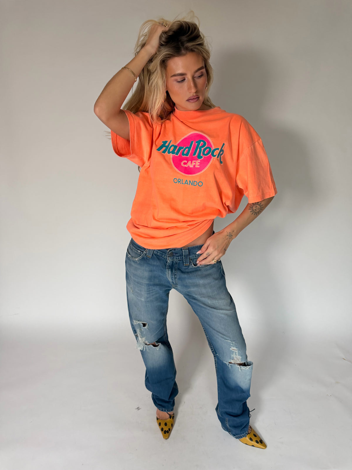 VINTAGE ORANGE HARD ROCK CAFE ORLANDO TEE