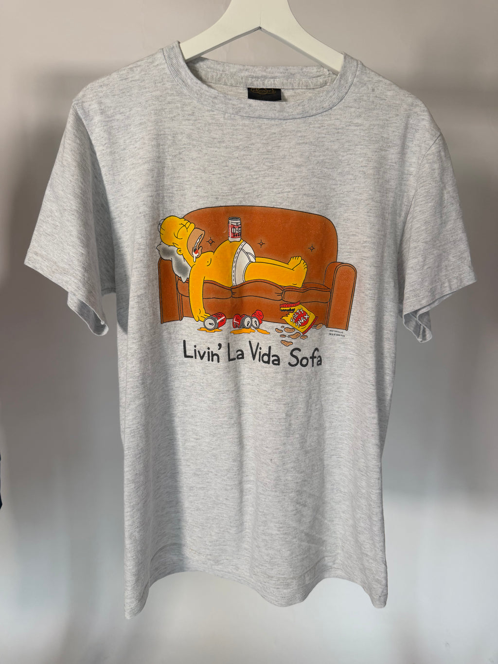 VINTAGE SIMPSONS LIVIN’ LA VIDA SOFA TEE