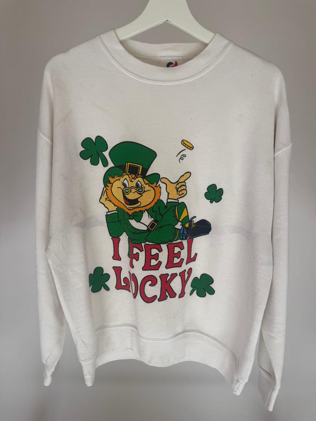 VINTAGE I FEEL LUCKY SWEATSHIRT